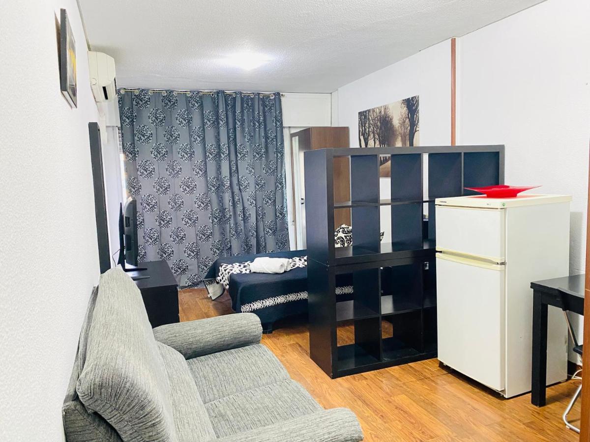 Estudio Doble Con Balcon En Madrid Centro מראה חיצוני תמונה