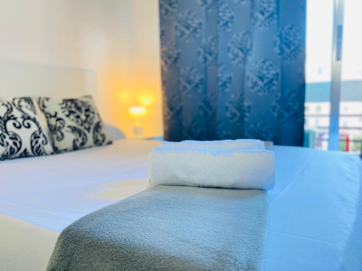Estudio Doble Con Balcon En Madrid Centro מראה חיצוני תמונה